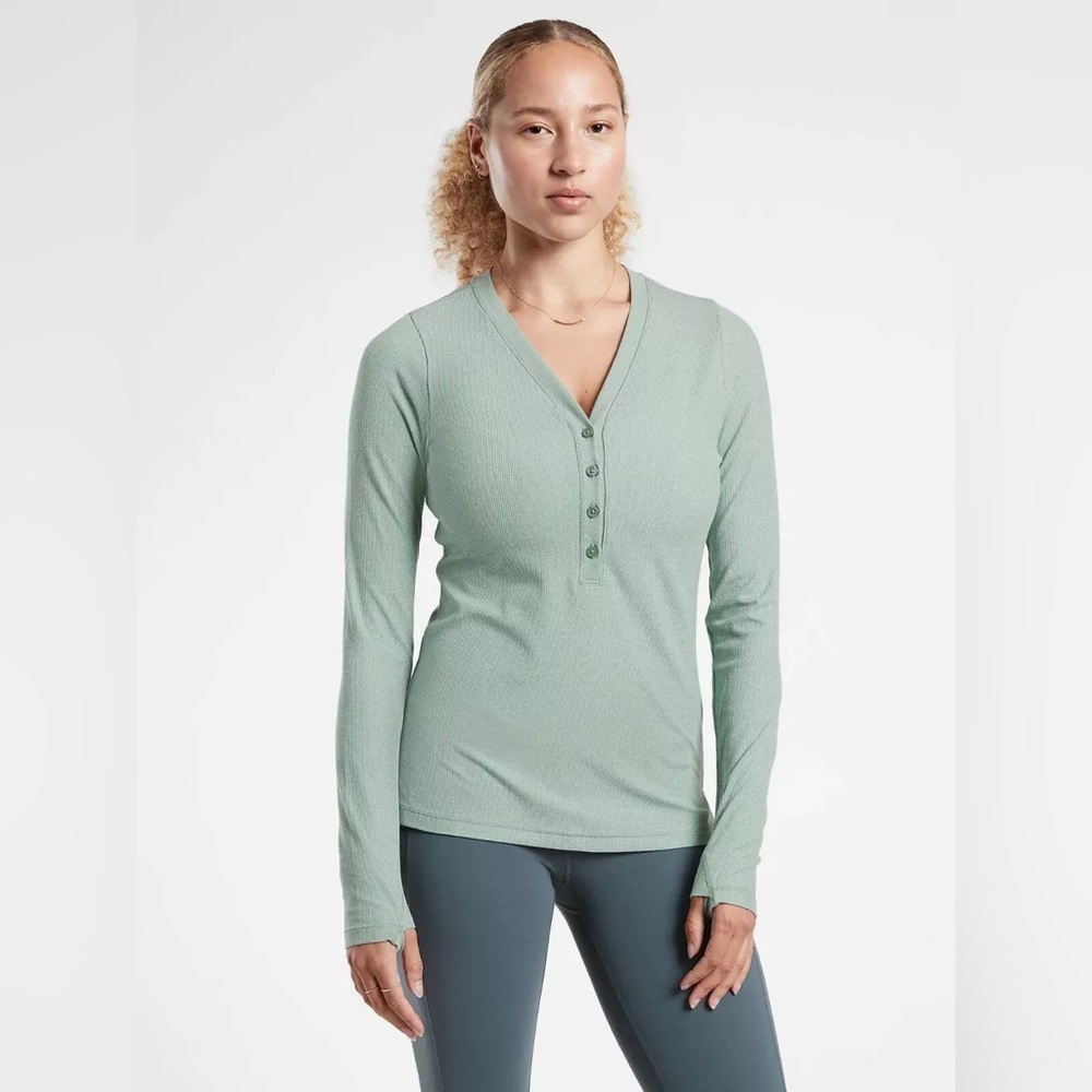 Athleta Uptempo Ribbed Henley small